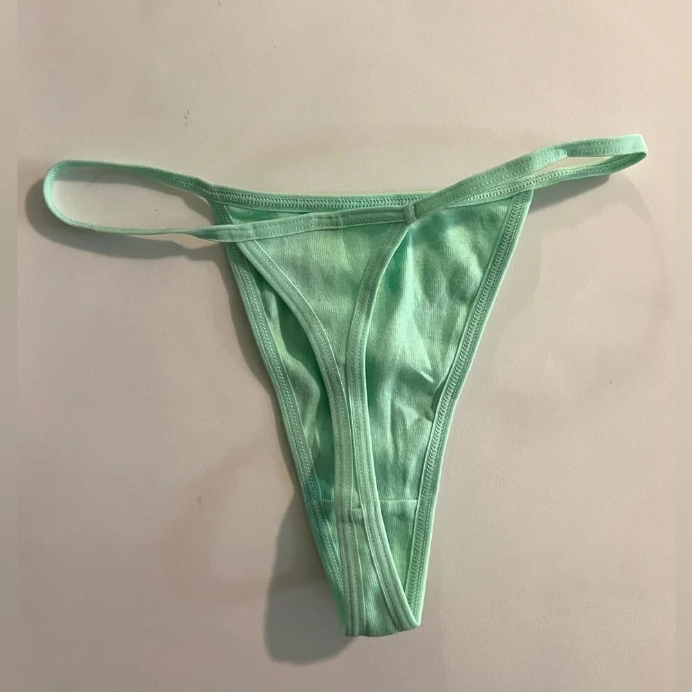 American Apparel Mint Green Thongs - set of 12! - Picture 3 of 5